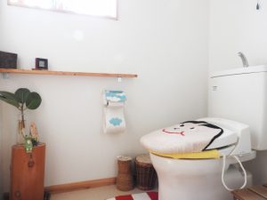 夏のトイレ臭を抑えたい！洗浄・除菌までまとめてできる便利アイテムとは？