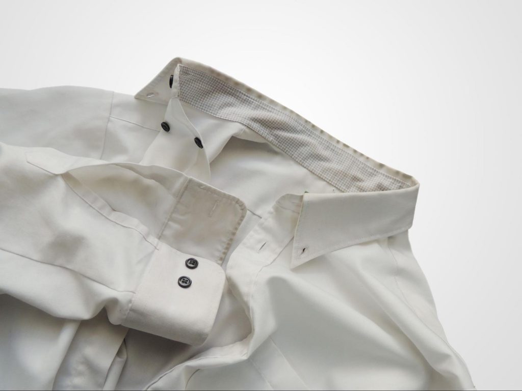ガンコな服の袖汚れを落とすためには？汚れの種類や原因、対処法も紹介