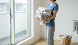 部屋干しとチョウバエは関係ある？洗濯物まわりで見直したいポイント