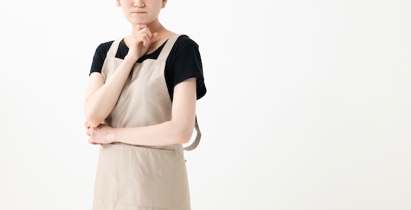 家まわりの虫対策は粉タイプが便利？夏に増えるイヤな虫の侵入を防ぐ方法